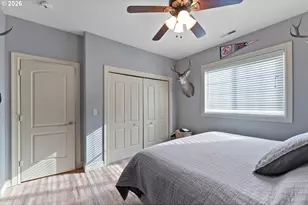 2402 NW Canterbury Dr, Roseburg, OR 97471 - Photo 26