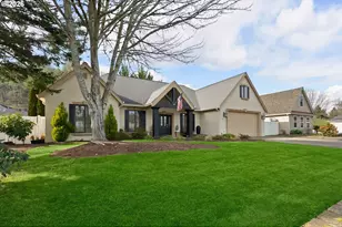 2402 NW Canterbury Dr, Roseburg, OR 97471 - Photo 46