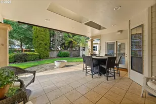 2402 NW Canterbury Dr, Roseburg, OR 97471 - Photo 36