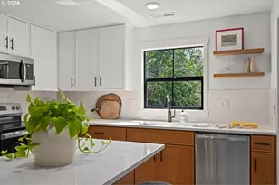 3801 SW Iowa St, Portland, OR 97221 - Photo 10
