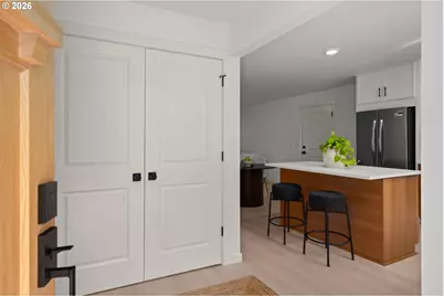 3801 SW Iowa St, Portland, OR 97221 - Photo 4