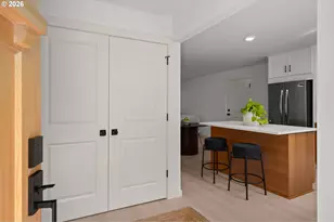 3801 SW Iowa St, Portland, OR 97221 - Photo 4