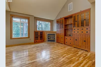 7709 SW Thornton Dr, Wilsonville, OR 97070 - Photo 8