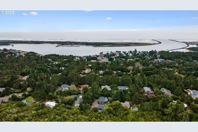 87527 Rhodowood Dr, Florence, OR 97439 - Photo 40