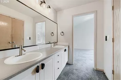 15711 NE Beech St #5B, Portland, OR 97230 - Photo 18