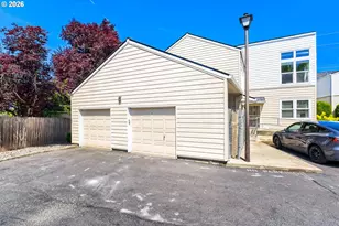 15711 NE Beech St, Portland, OR 97230 - Photo 2
