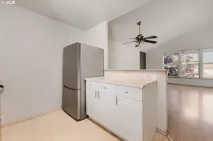 15711 NE Beech St, Portland, OR 97230 - Photo 12