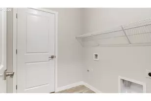 9301 SE Crystal Rose St, Happy Valley, OR 97086 - Photo 26
