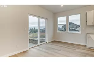 9301 SE Crystal Rose St, Happy Valley, OR 97086 - Photo 12