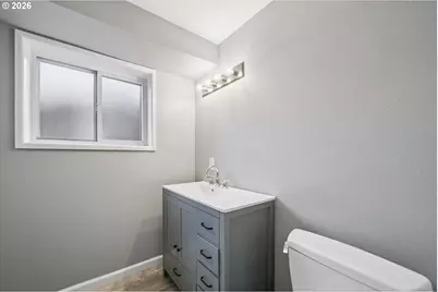 1212 NE 175th Ave, Portland, OR 97230 - Photo 32