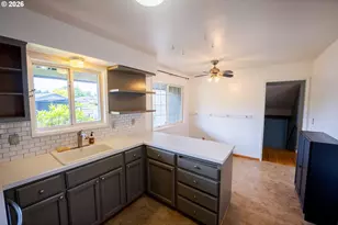 1212 NE 175th Ave, Portland, OR 97230 - Photo 12