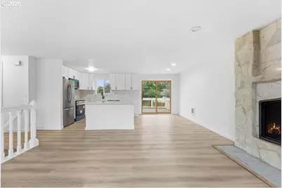 10507 NE 43rd St, Vancouver, WA 98682 - Photo 6