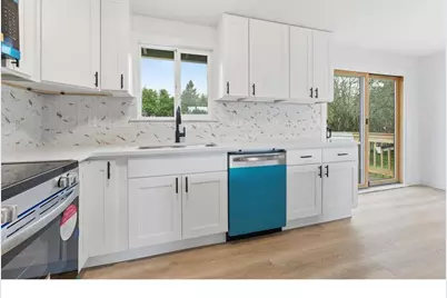 10507 NE 43rd St, Vancouver, WA 98682 - Photo 12