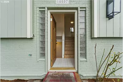 10507 NE 43rd St, Vancouver, WA 98682 - Photo 2