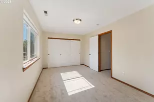 17209 SE Stephens St, Portland, OR 97233 - Photo 40