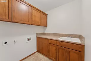 17209 SE Stephens St, Portland, OR 97233 - Photo 42