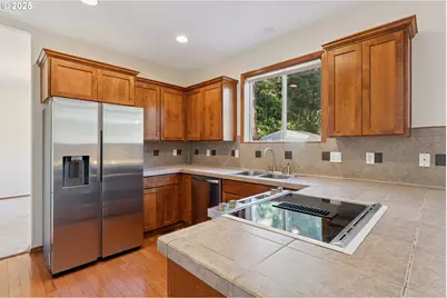17209 SE Stephens St, Portland, OR 97233 - Photo 18