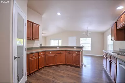 68943 E Cedar Hill Loop, Welches, OR 97067 - Photo 12