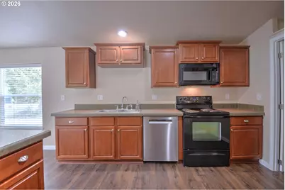 68943 E Cedar Hill Loop, Welches, OR 97067 - Photo 14