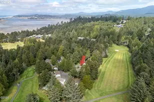 600 Island Dr, Gleneden Beach, OR 97388 - Photo 34