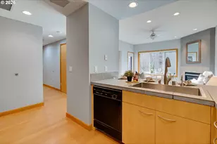 300 W 8th St W, Vancouver, WA 98660 - Photo 4