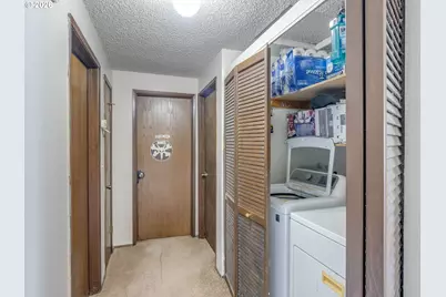 3731 NE 82nd Ave, Portland, OR 97220 - Photo 24