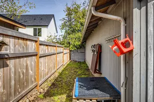 3731 NE 82nd Ave, Portland, OR 97220 - Photo 20