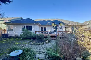 1256 Frogs Leap Ln, Eugene, OR 97404 - Photo 42