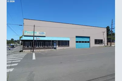 16 E 3rd St, Coquille, OR 97423 - Photo 2