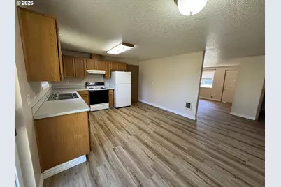 1108 S 11th Ave, Kelso, WA 98626 - Photo 12
