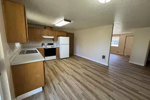 1108 S 11th Ave, Kelso, WA 98626 - Photo 12