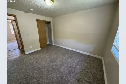 1108 S 11th Ave, Kelso, WA 98626 - Photo 16