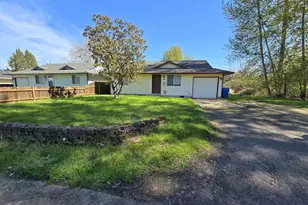 1108 S 11th Ave, Kelso, WA 98626 - Photo 2