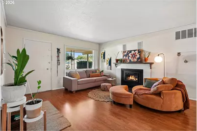9006 N Gilbert Ave, Portland, OR 97203 - Photo 6