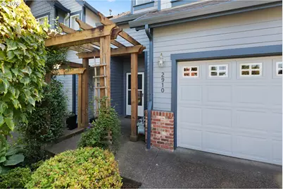 2910 SW Texas St, Portland, OR 97219 - Photo 2