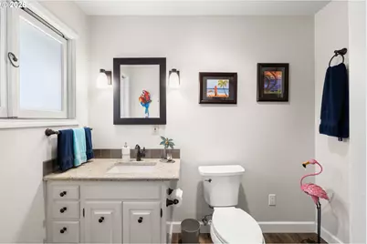 13650 NE Hassalo St, Portland, OR 97230 - Photo 18