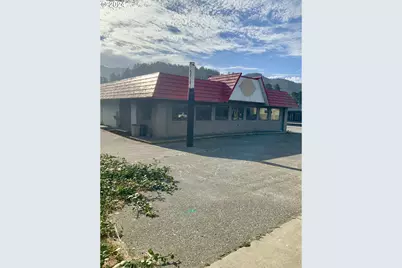 29565 Ellensburg Ave, Gold Beach, OR 97444 - Photo 6