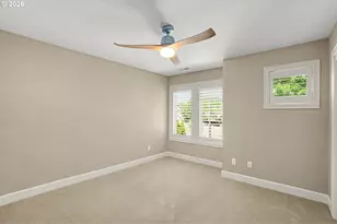 15677 Fieldstone Dr, Lake Oswego, OR 97035 - Photo 32