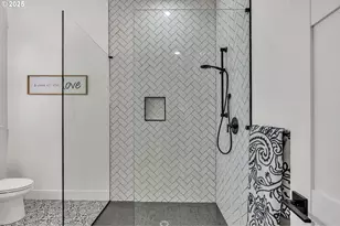 370 Tulip Ln, Woodland, WA 98674 - Photo 22