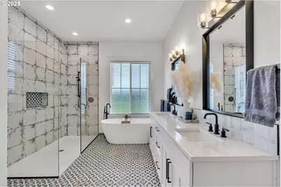 370 Tulip Ln, Woodland, WA 98674 - Photo 6