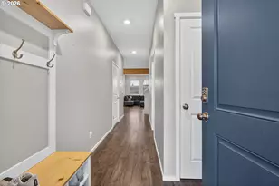 6306 NE 61st Ave, Vancouver, WA 98661 - Photo 2