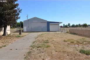 18385 S Springwater Rd, Estacada, OR 97023 - Photo 2