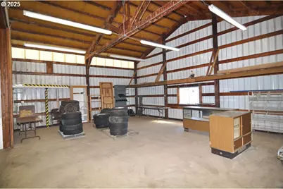 18385 S Springwater Rd, Estacada, OR 97023 - Photo 6