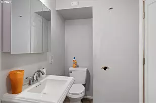 593 NW Sweetbrier Ave, Roseburg, OR 97471 - Photo 28