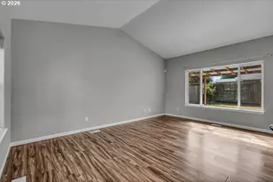 433 S Main St, Mount Angel, OR 97362 - Photo 8