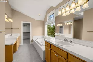 2215 NW Crestview Way, Portland, OR 97229 - Photo 22