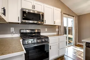 10405 NE 97th St, Vancouver, WA 98662 - Photo 16