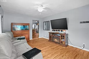 550 SE 16th St, Salem, OR 97301 - Photo 6