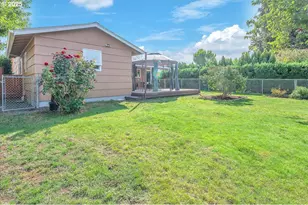 943 Oregon Way, Woodburn, OR 97071 - Photo 34