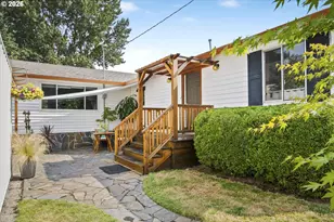 5747 NE Ainsworth St, Portland, OR 97218 - Photo 2